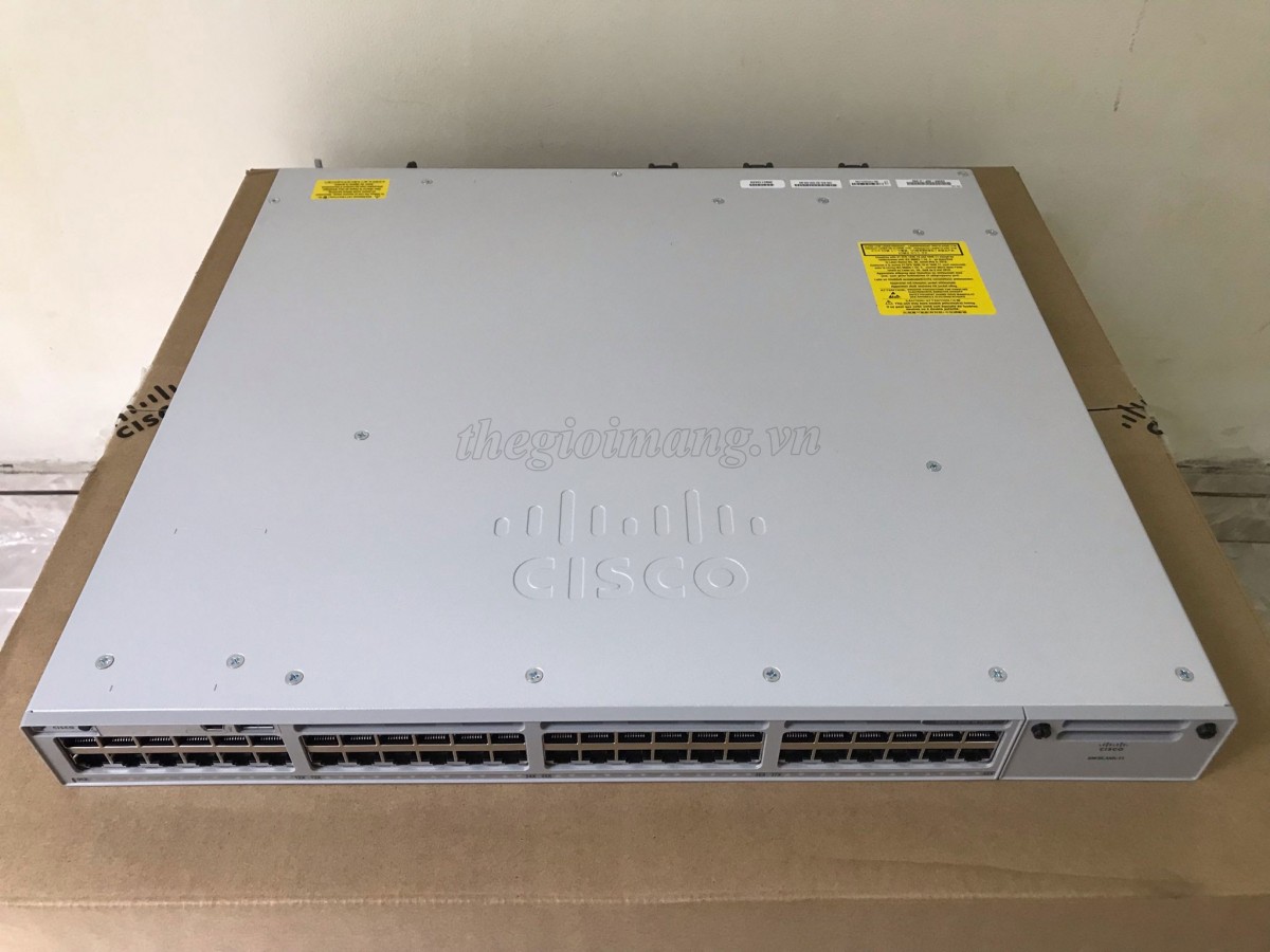 Cisco C9300-48T-E фото 6