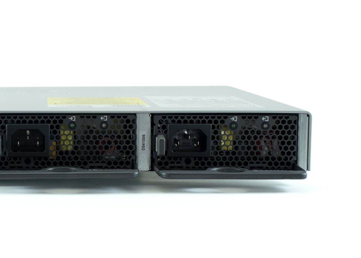 Cisco C9200L-48T-4X-E фото 4