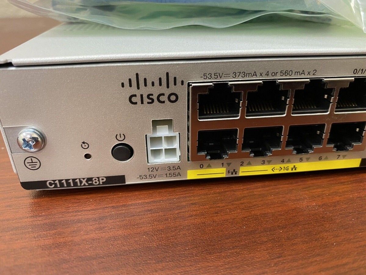 Cisco  C1111X-8P фото 3