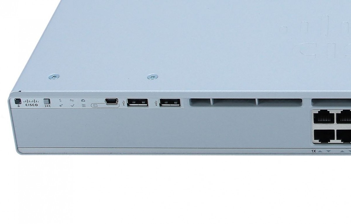 Cisco C9200-24T-E фото 3