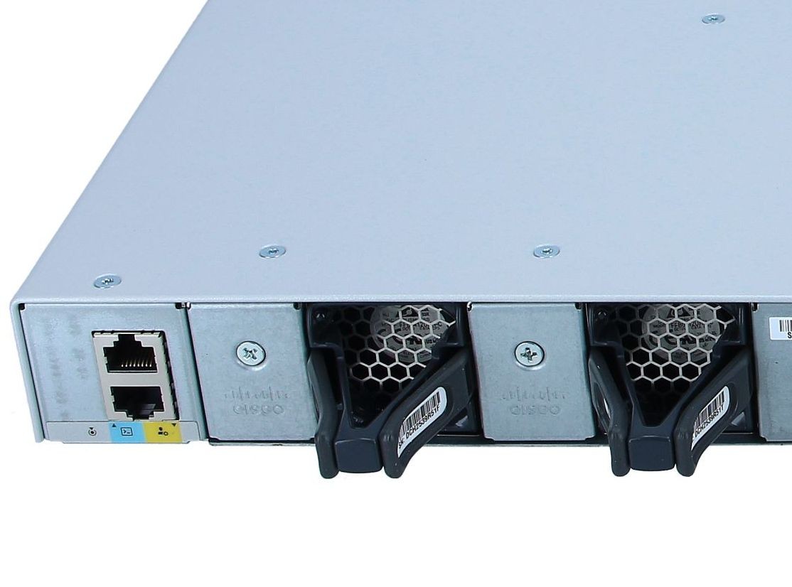 Cisco C9200-24T-E фото 5