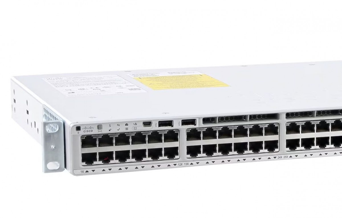 Cisco C9200L-48P-4G-A фото 3
