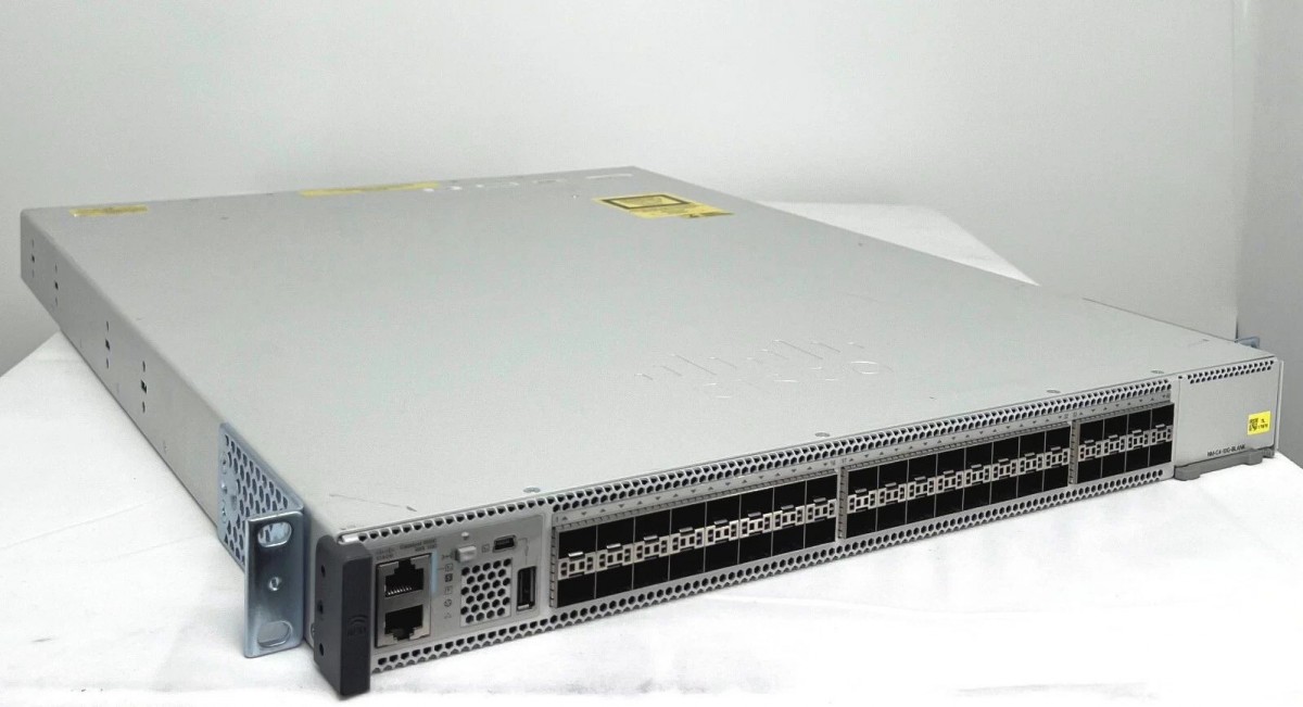 Cisco  C9500-40X-E фото 2
